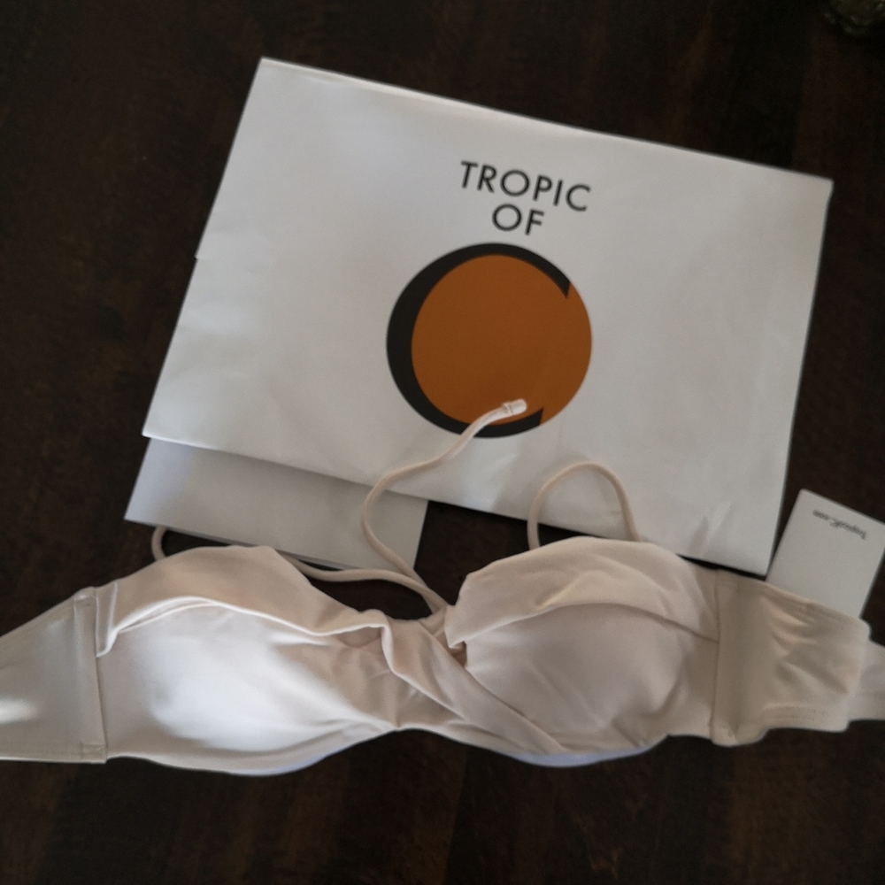 Tropic of c Luna top